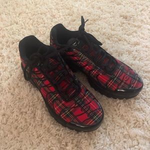 Super cute Nike sneakers 😍😍😍